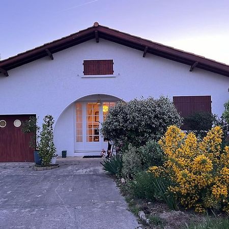 Agreable Maison Landaise Proche Du Lac Сангине Экстерьер фото